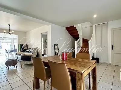 Maison, 154 m²