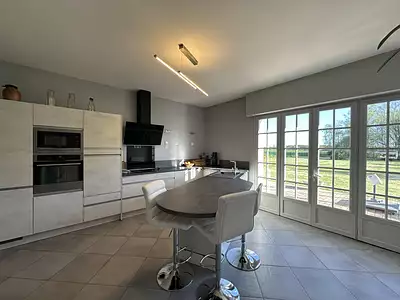 Maison, 322 m²