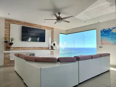 Maison, 389 m²