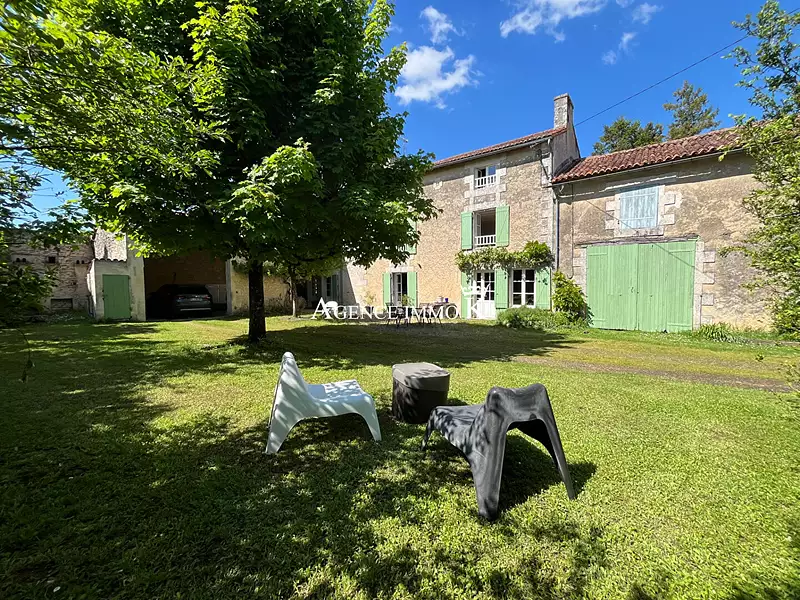 Maison, 302,62 m²
