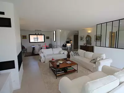 Maison, 167 m²