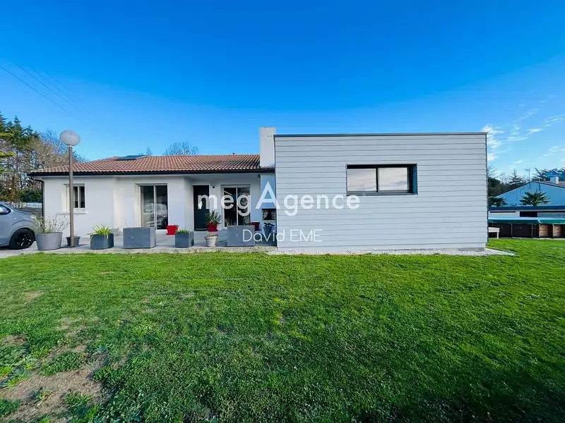 Maison, 121 m²