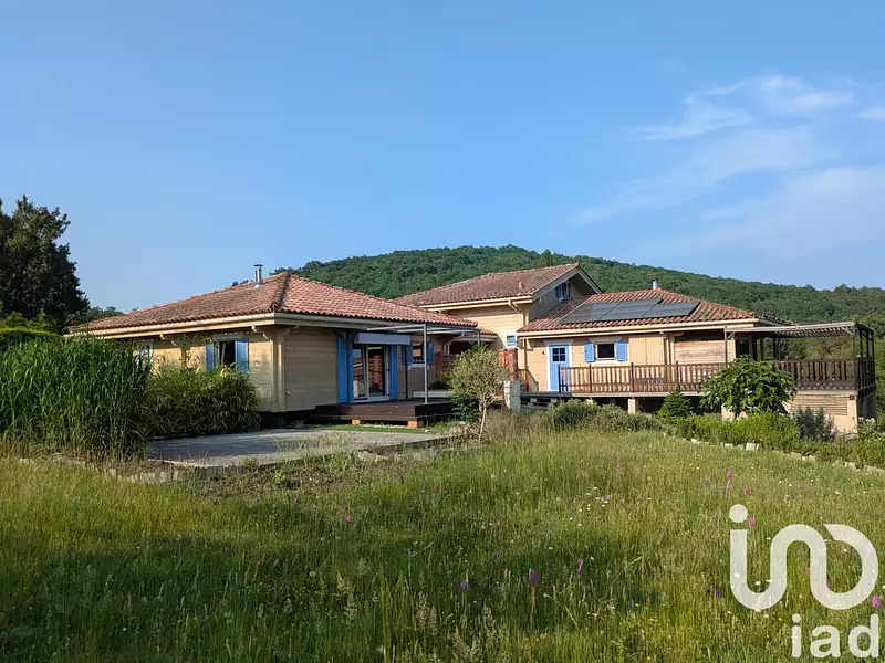 Maison, 270 m²