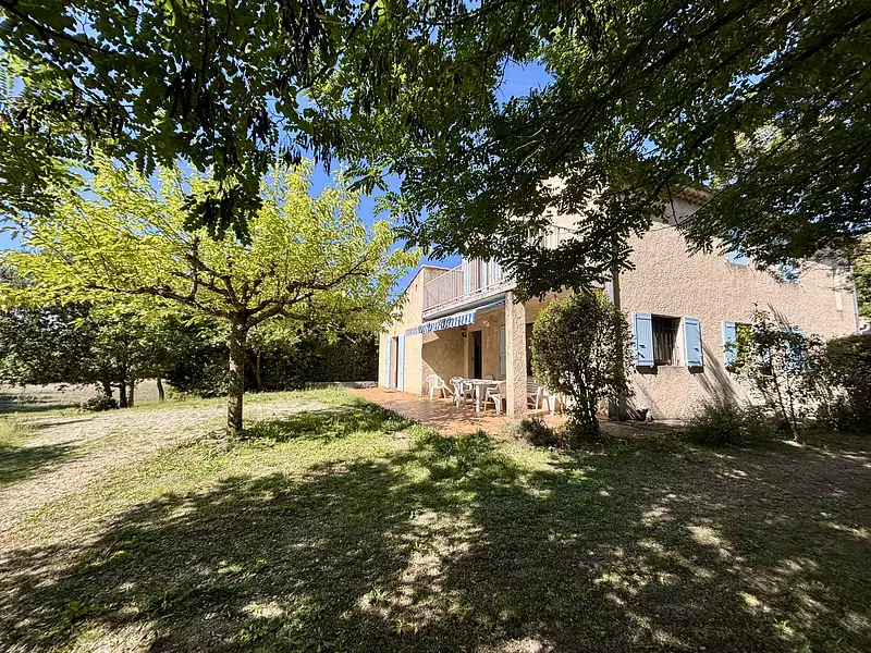 Maison, 180 m²