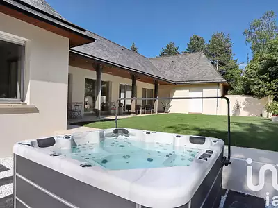 Maison, 315 m²