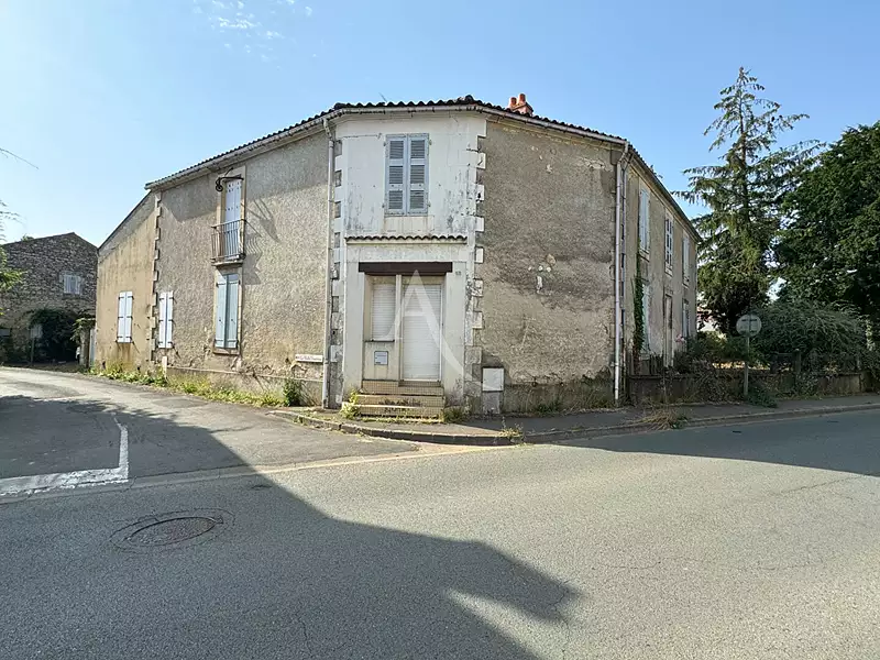Maison, 330 m²