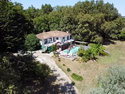 Maison, 230 m²