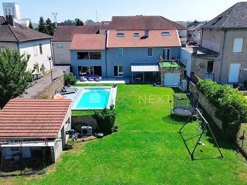 Maison, 267 m²