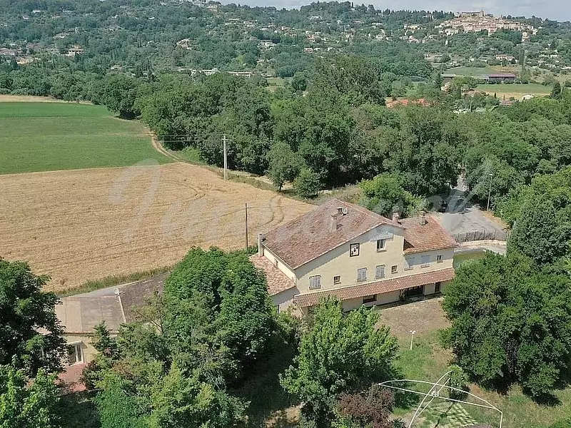Maison, 560 m²