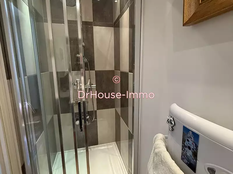 Maison, 183 m²