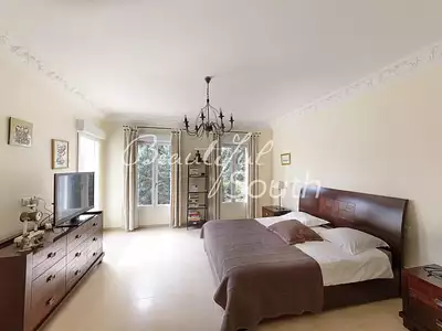 Maison, 253 m²
