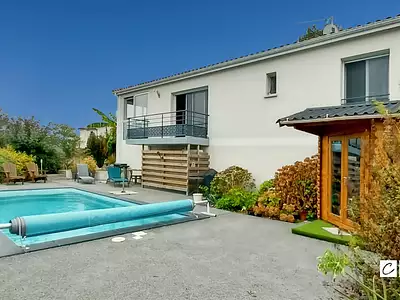 Maison, 165 m²