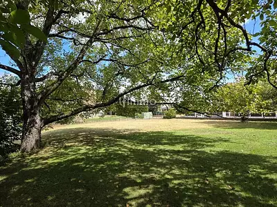 Terrain, 1 052 m²