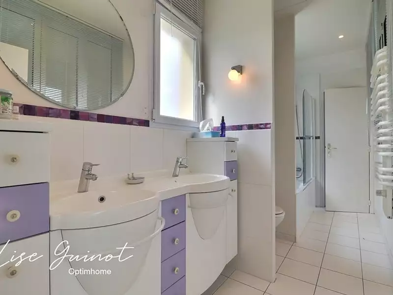 Maison, 258 m²