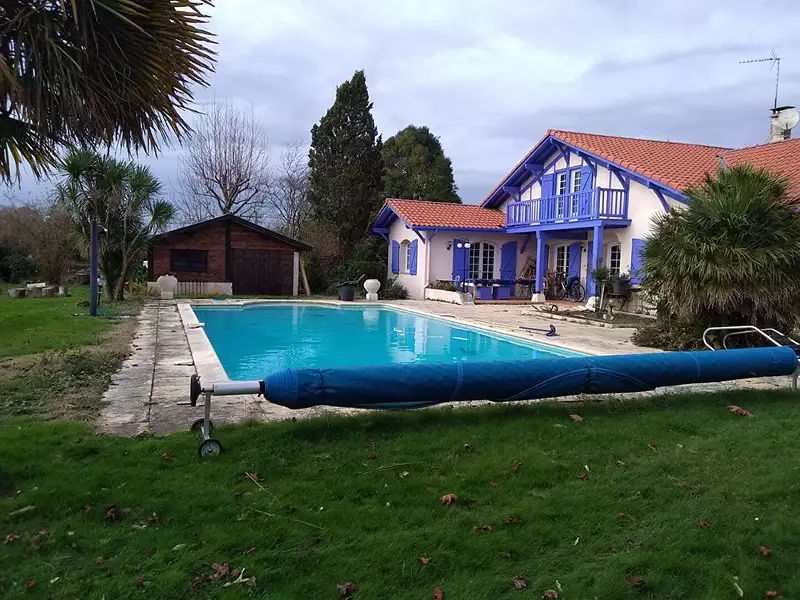 Maison, 215 m²