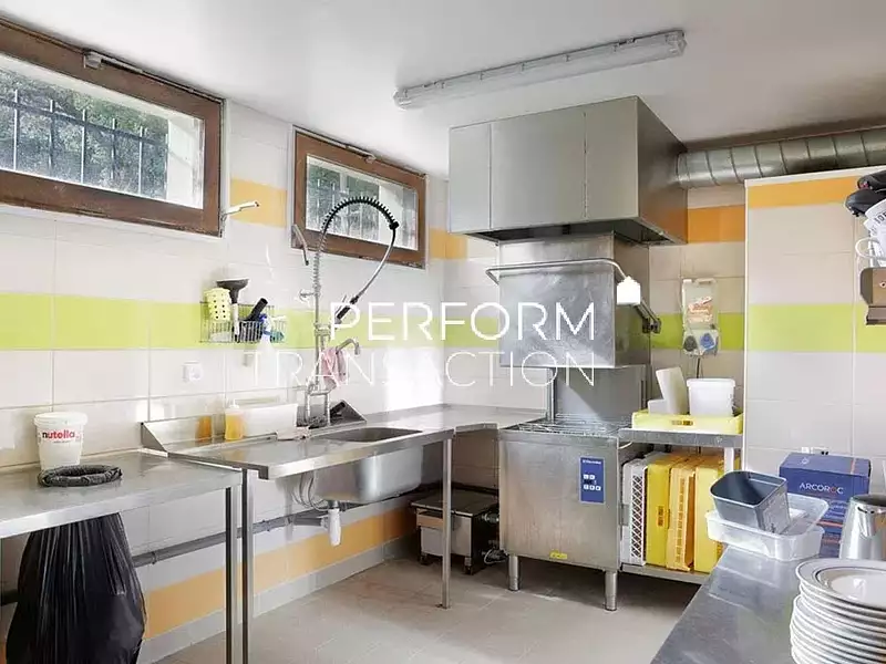 Maison, 600 m²