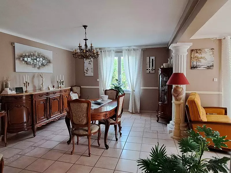 Maison, 173 m²