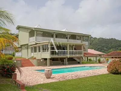 Maison, 328 m²