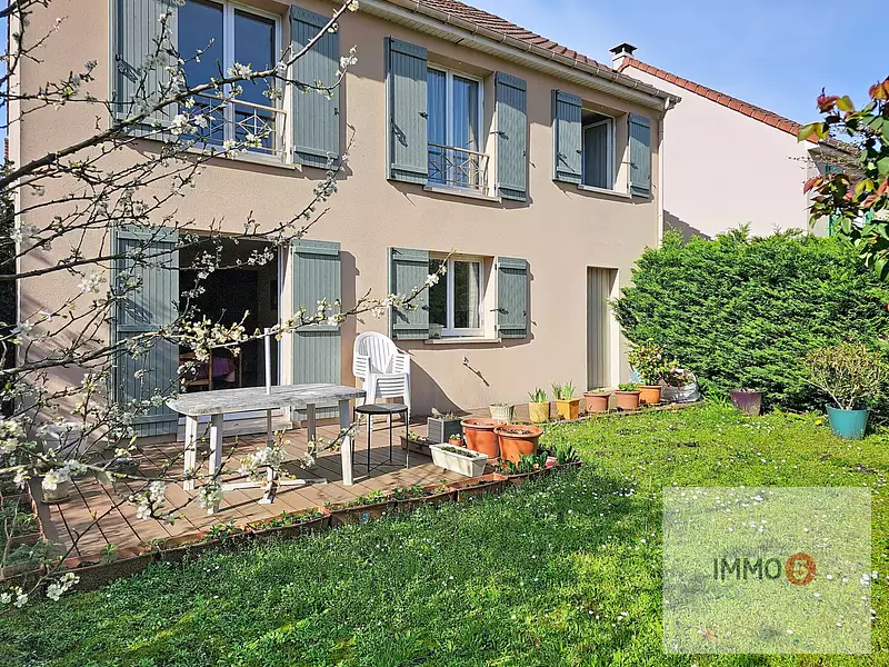 Maison, 134 m²