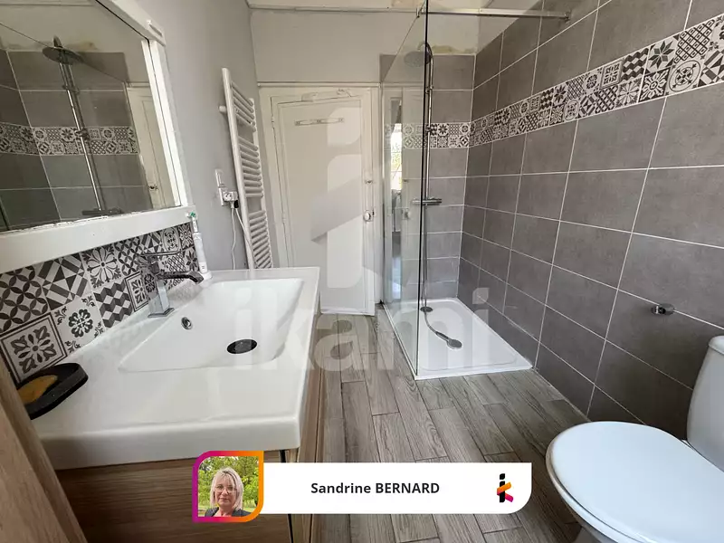 Maison, 227 m²