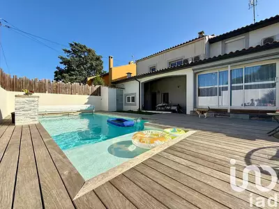 Maison, 240 m²