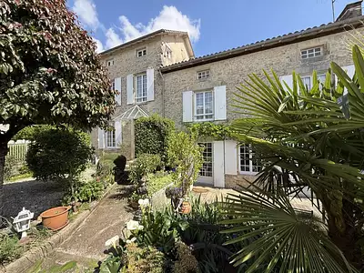 Maison, 256 m²