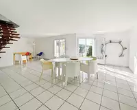 Maison, 166 m²