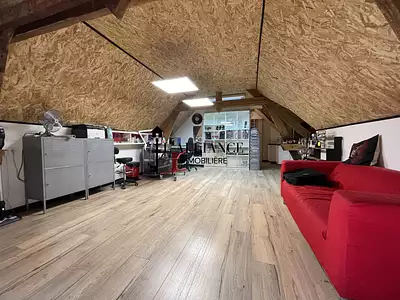 Maison, 215 m²