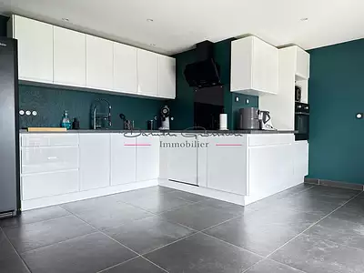 Maison, 245 m²