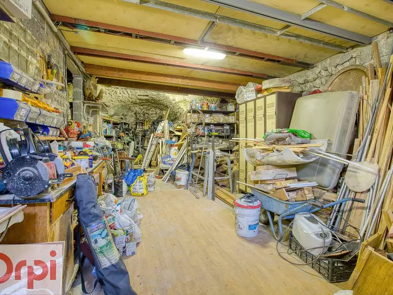 Maison, 333 m²