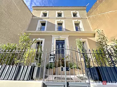 Maison, 275 m²