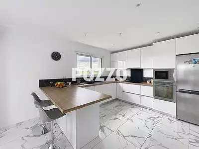Maison, 121 m²