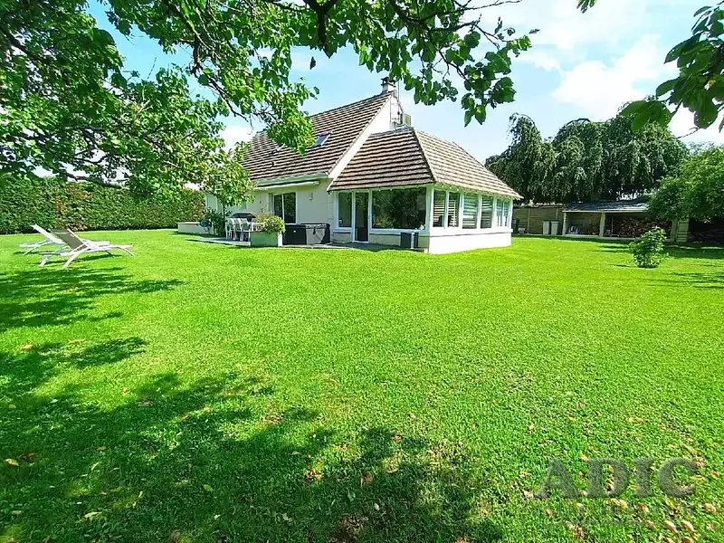 Maison, 185 m²