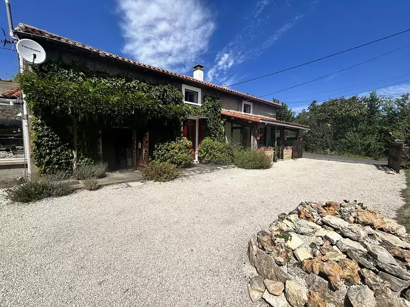 Maison, 96 m²