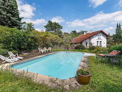 Maison, 257 m²