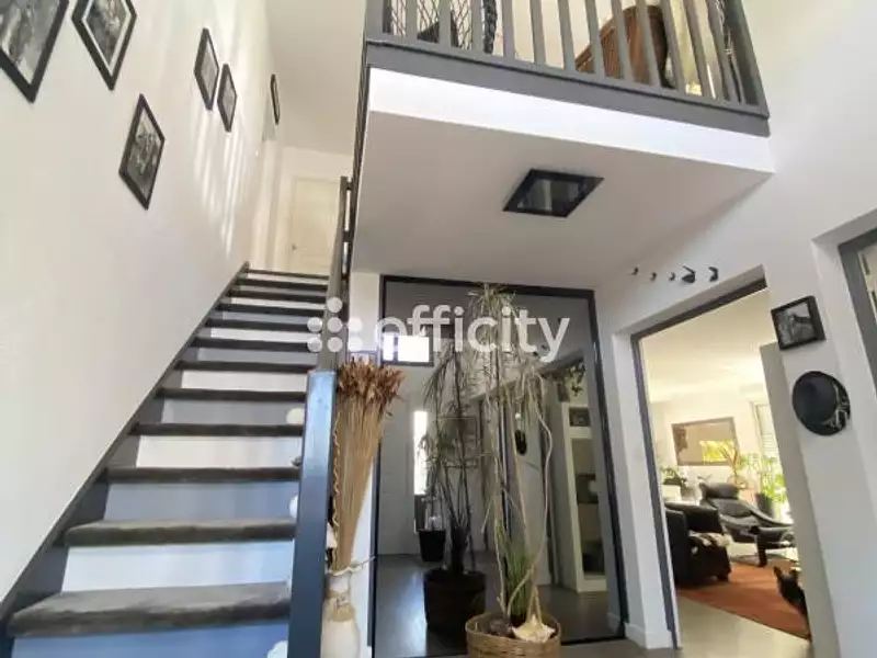 Maison, 160 m²