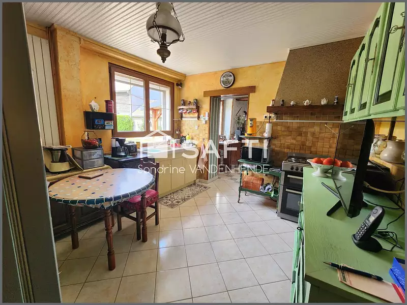 Maison, 176 m²
