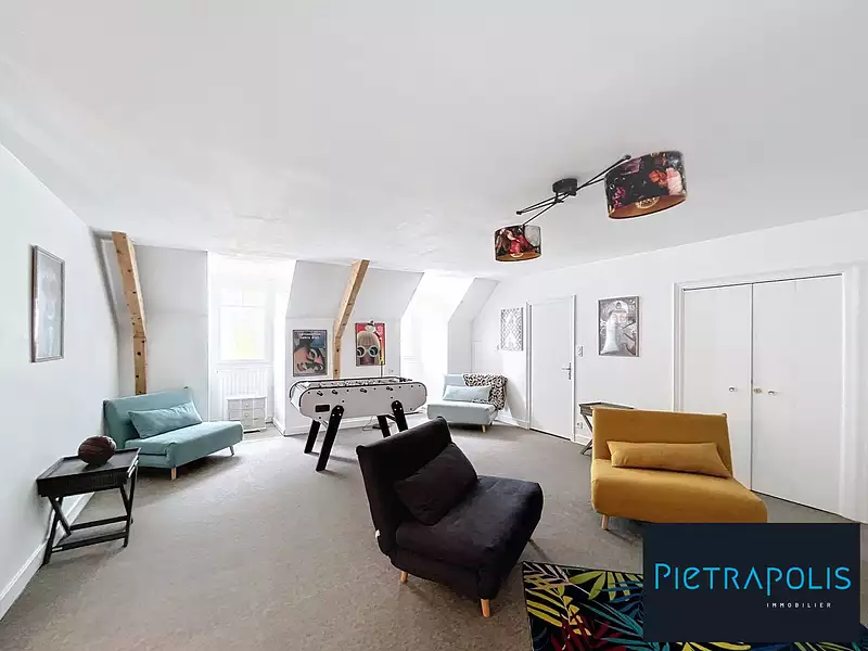 Maison, 380 m²