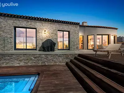 Maison, 240 m²