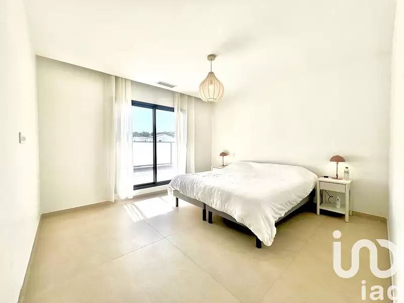 Maison, 176 m²
