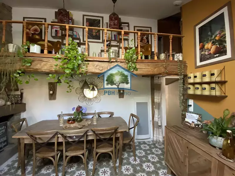 Maison, 157 m²