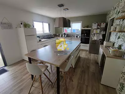 Maison, 150 m²