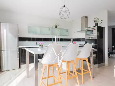 Maison, 175 m²