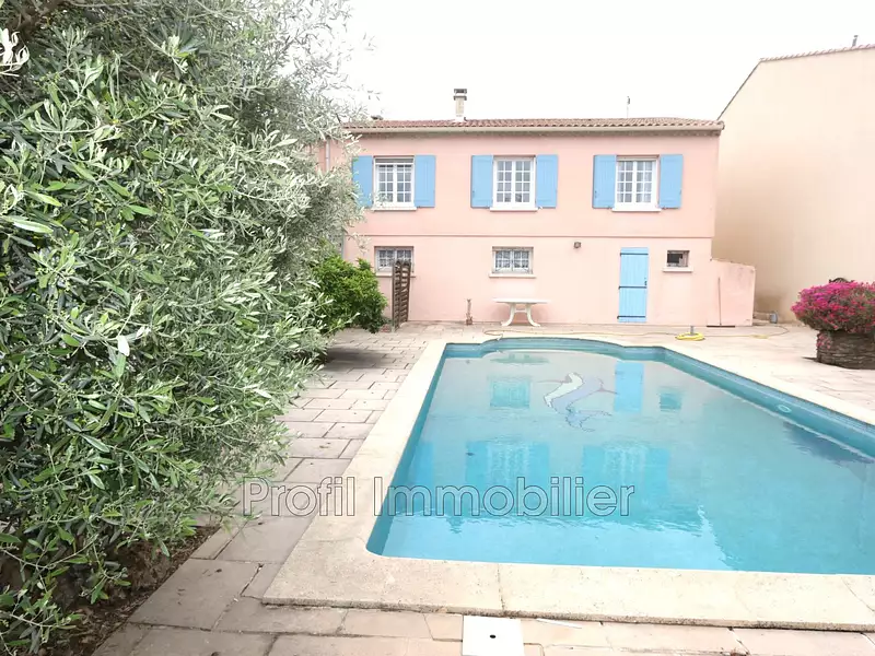 Maison, 97 m²