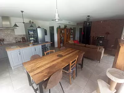 Maison, 97 m²
