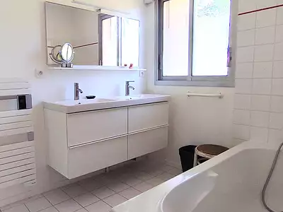 Maison, 240 m²