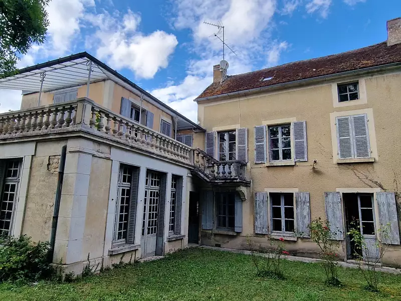 Maison, 225 m²