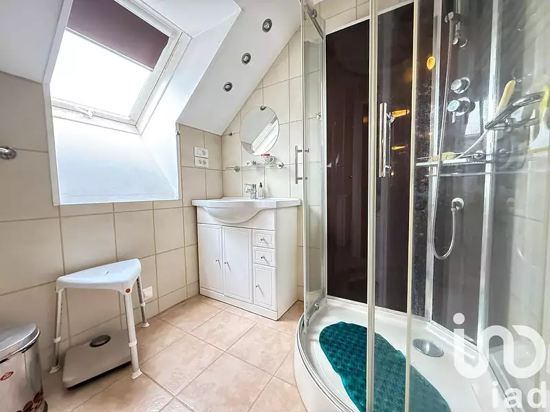 Maison, 215 m²