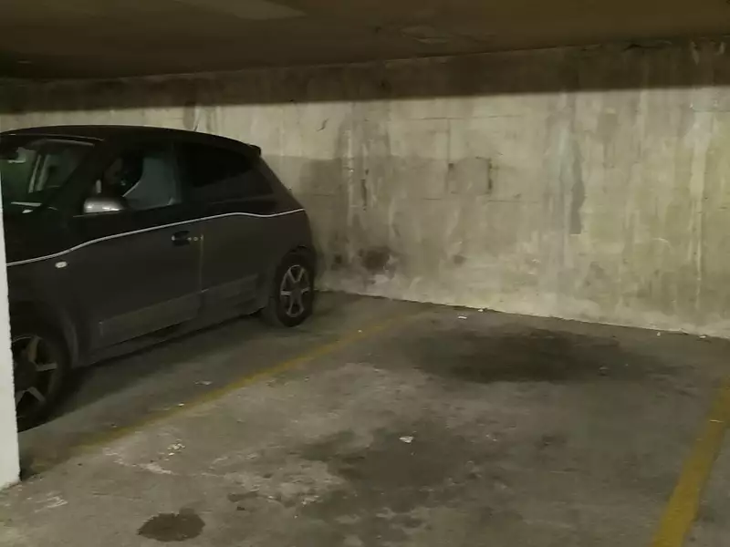 Parking, 11 m²