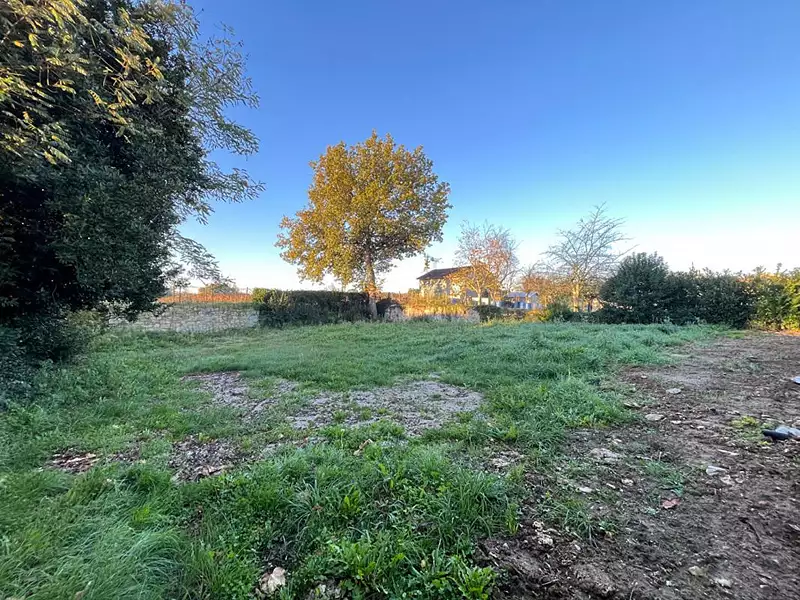 Terrain, 921 m²
